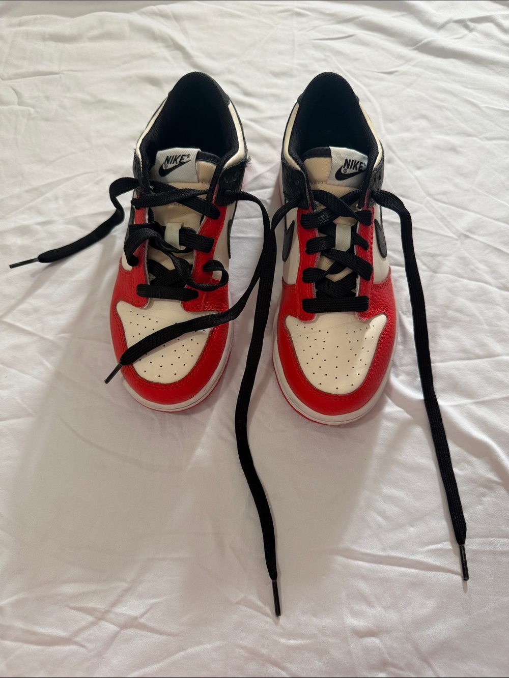 Nike Kids Red, White & Black Low-Top Sneakers